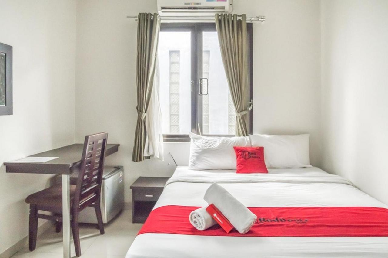 Reddoorz Near Senopati 2 Hotel Jakarta Bagian luar foto